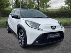 White Used 2024 Toyota Aygo X SUV | £14,485