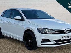 White Used 2018 VW Polo SE Hatchback | £9,182 (Fair price)