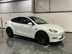White Used 2023 Tesla Model Y Performance SUV | £32,498 (Fair price)