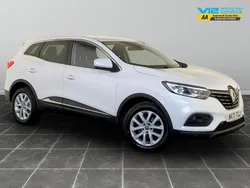 White Used 2021 Renault Kadjar Iconic SUV | £11,795 (Fair price)