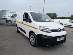 White Used 2021 Citroën Berlingo MPV | £10,124 (Fair price)