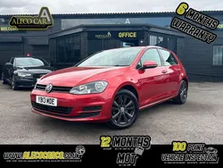 Red Used 2013 VW Golf VII SE Hatchback | £5,295 (Fair price)