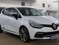 White Used 2013 Renault Clio IV Hatchback | £6,490 (Fair price)