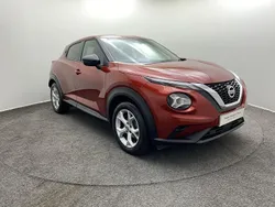 Fuji sunset red Used 2021 Nissan Juke N-Connecta SUV | £15,490 (Fair price)