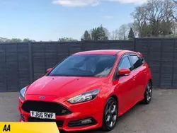 Red Used 2016 Ford Focus ST Hatchback | £9,596 (Good price)