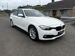 White Used 2017 BMW 320 Sedan | £8,995 (Good price)