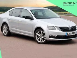 Brilliant silver metallic Used 2019 Skoda Octavia SE L Hatchback | £13,500 (Fair price)