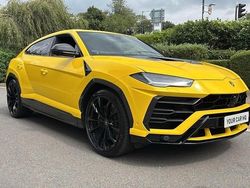 Black Used 2021 Lamborghini Urus SUV | £159,995 (Good price)