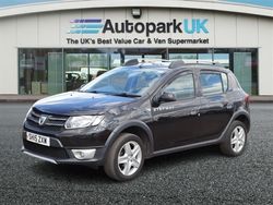 Black Used 2015 Dacia Sandero Lauréate Hatchback | £5,495 (Fair price)