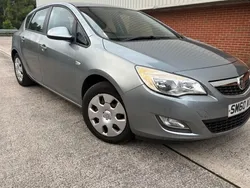 Silver Used 2011 Vauxhall Astra Hatchback | £1,995 (Good price)