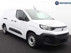 White New 2025 Citroën Berlingo MPV | £16,299 (Super price)