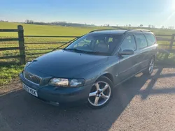 Green Used 2003 Volvo V70 SE Estate | £3,999