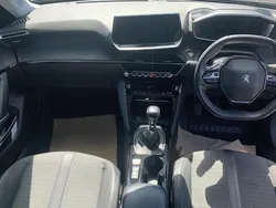 Grey Used 2022 Peugeot 2008 Allure Premium SUV | £12,833 (Good price)