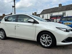 Used 2016 Toyota Auris Business Edition | £6,500 (Fair price)