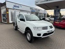 White Used 2013 Mitsubishi L200 Pickup | £9,999