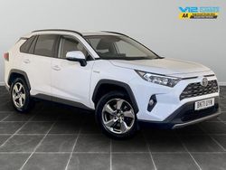 White Used 2021 Toyota RAV4 Hybrid Design SUV | £20,295 (Super price)