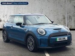 Blue Used 2021 Mini Cooper S Collection Hatchback | £15,699 (A bit pricey)