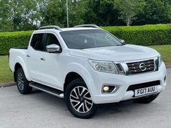 White Used 2017 Nissan Navara Tekna Pickup | £15,450 (Fair price)