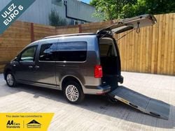 Grey Used 2019 VW Caddy Maxi Life Life MPV | £15,401 (Fair price)