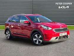Red Used 2017 Kia Niro 2 SUV | £12,791 (Fair price)