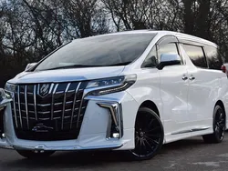 White Used 2022 Toyota Alphard Executive MPV | £59,995