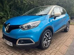 Blue/cream Used 2017 Renault Captur Dynamique SUV | £7,495 (Good price)