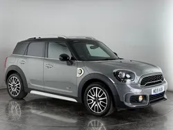 Grey Used 2019 Mini Cooper Countryman Sport SUV | £17,050 (Fair price)