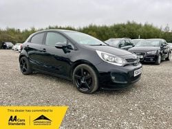 Black Used 2014 Kia Rio 3 Hatchback | £3,795 (Good price)