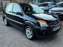 Black Used 2008 Ford Fusion Zetec Hatchback | £3,495 (Expensive)