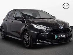 Black Used 2023 Toyota Yaris Hybrid Design Hatchback | £17,000 (Good price)