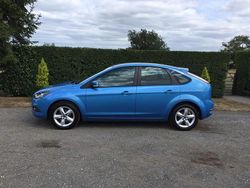 Blue Used 2010 Ford Focus Zetec Hatchback | £3,995 (Fair price)
