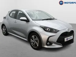 Silver Used 2024 Toyota Yaris Hybrid Hatchback | £16,799 (Super price)