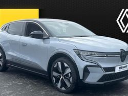 New 2025 Renault Mégane Komfort Hatchback | £25,995 (Super price)