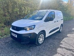 White Used 2020 Peugeot Partner Van | £5,999 (Fair price)