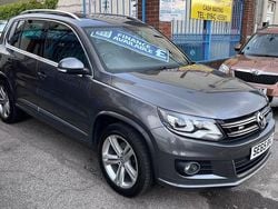 Grey Used 2016 VW Tiguan R-line Edition SUV | £11,999 (Super price)