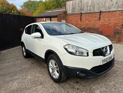 White Used 2013 Nissan Qashqai Acenta SUV | £2,990 (Fair price)