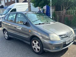 Grey Used 2006 Nissan Almera Tino SE MPV | £495
