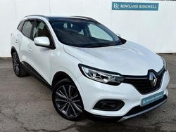 White Used 2019 Renault Kadjar Version S SUV | £8,900 (Fair price)