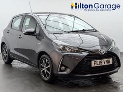 Grey Used 2019 Toyota Yaris Hybrid Hatchback | £12,300 (Good price)