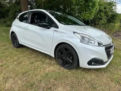 White Used 2016 Peugeot 208 GT-line Hatchback | £4,850 (Fair price)
