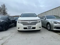 White Used 2022 Nissan Elgrand MPV | £12,995
