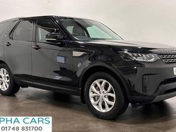 Black Used 2020 Land Rover Discovery 5 SE SUV | £22,995 (Super price)