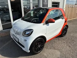 Orange Used 2017 Smart ForTwo Coupé Premium Coupe | £8,998 (Fair price)