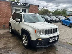 White Used 2015 Jeep Renegade Limited SUV | £6,295 (Fair price)