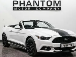 White Used 2016 Ford Mustang Convertible Cabriolet | £22,990 (Fair price)