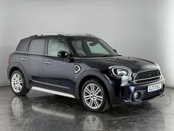 Black Used 2022 Mini Cooper S Countryman Comfort SUV | £23,500 (Fair price)