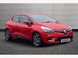 Mars red Used 2018 Renault Clio IV Play Hatchback | £8,995 (Fair price)