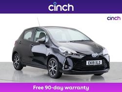 Black Used 2019 Toyota Yaris Hybrid Hatchback | £12,799 (Good price)