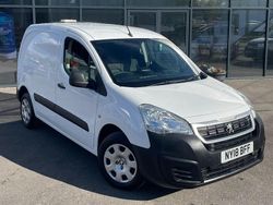 White Used 2018 Peugeot Partner Van | £4,995 (Good price)