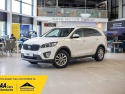 White Used 2017 Kia Sorento SUV | £10,299 (Super price)